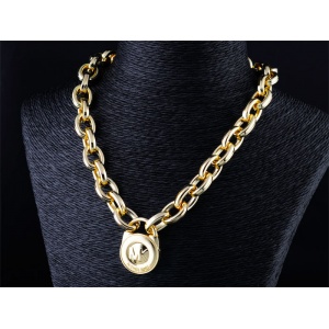 $21.00,Michael Kors Necklace in 130823