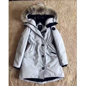 $105.00,2017 New Canada Goose Long Jackets For Women in 171423