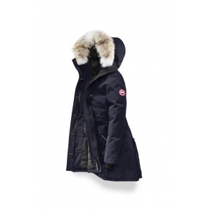 $105.00,2017 New Canada Goose Long Jackets For Women in 171428