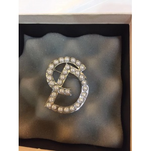 $25.00,2019 New Cheap AAA Quality Dior Brooch For Women # 199343