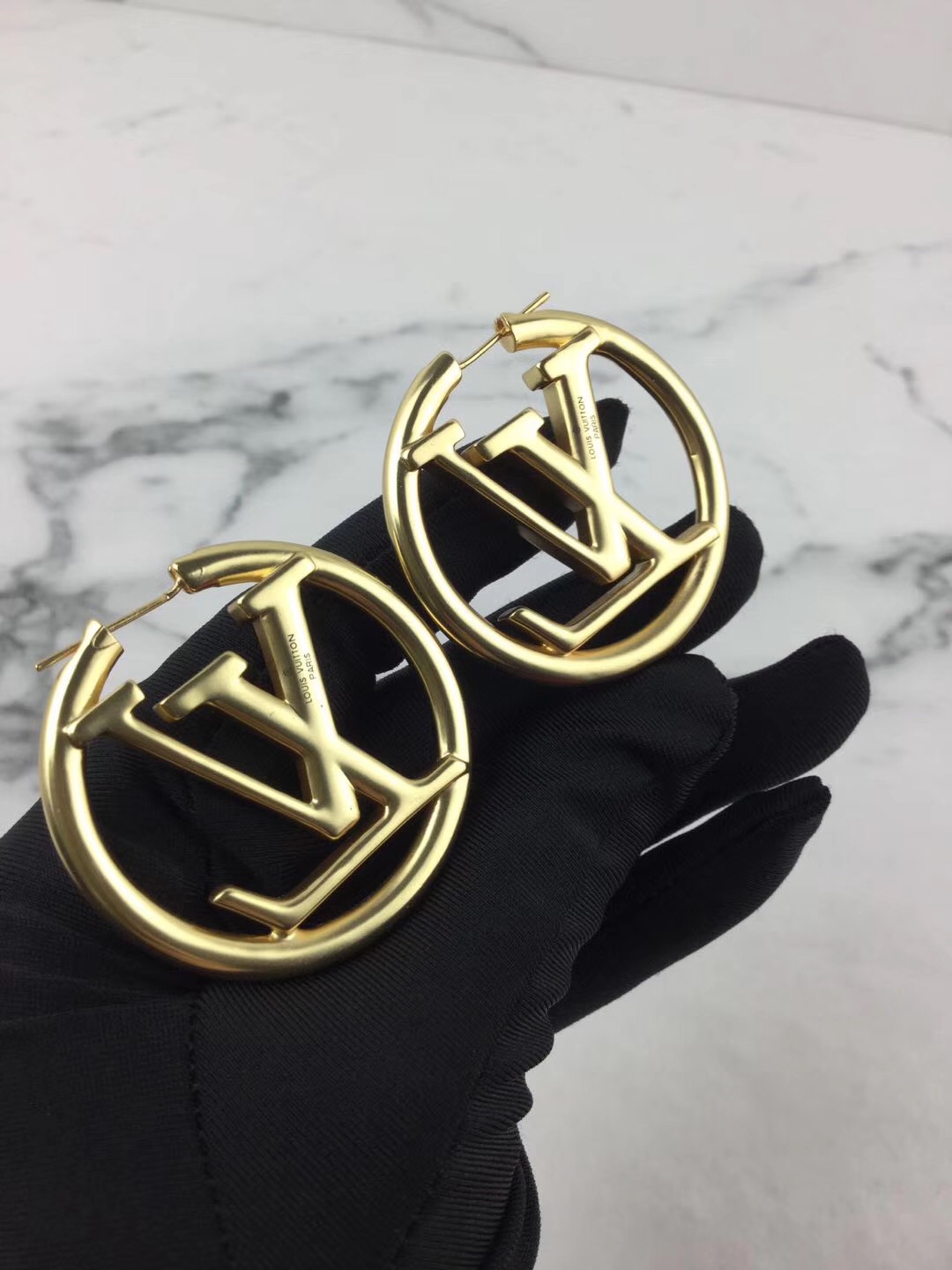 are-lv-earrings-real-goldman-semashow