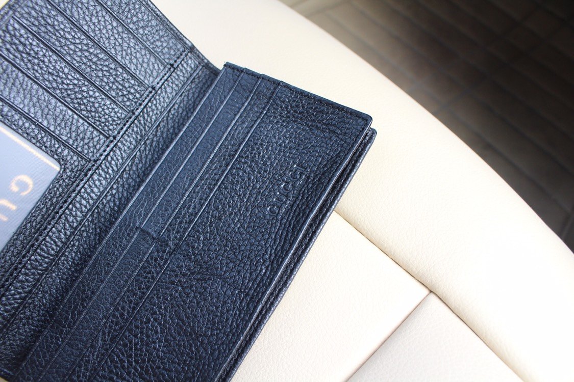 Cheap 2020 Cheap Gucci Wallets For Men 215890,45 [FB215890