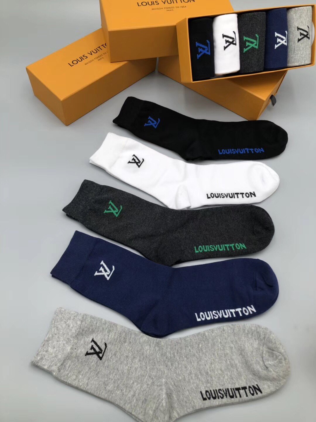 Louis Vuitton Archives Set of 6 Socks FW22