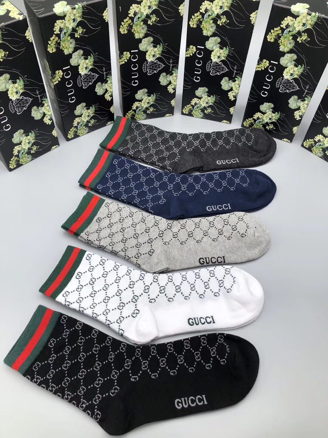 2020 Cheap Unisex Gucci Socks 5 Pairs Per Box # 215971 2020 Cheap Unisex Gucci Socks 5 Pairs Per Box # 215971, cheap Socks, only $26!