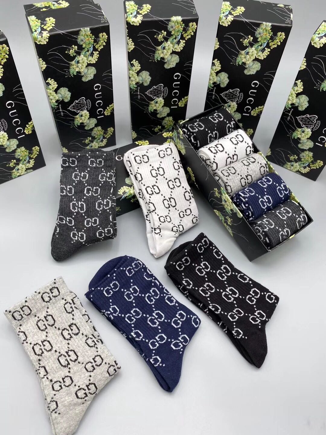 Cheap 2020 Cheap Unisex Gucci Socks 5 Pairs Per Box # 215972,$26 [FB215972] - Designer Socks ...