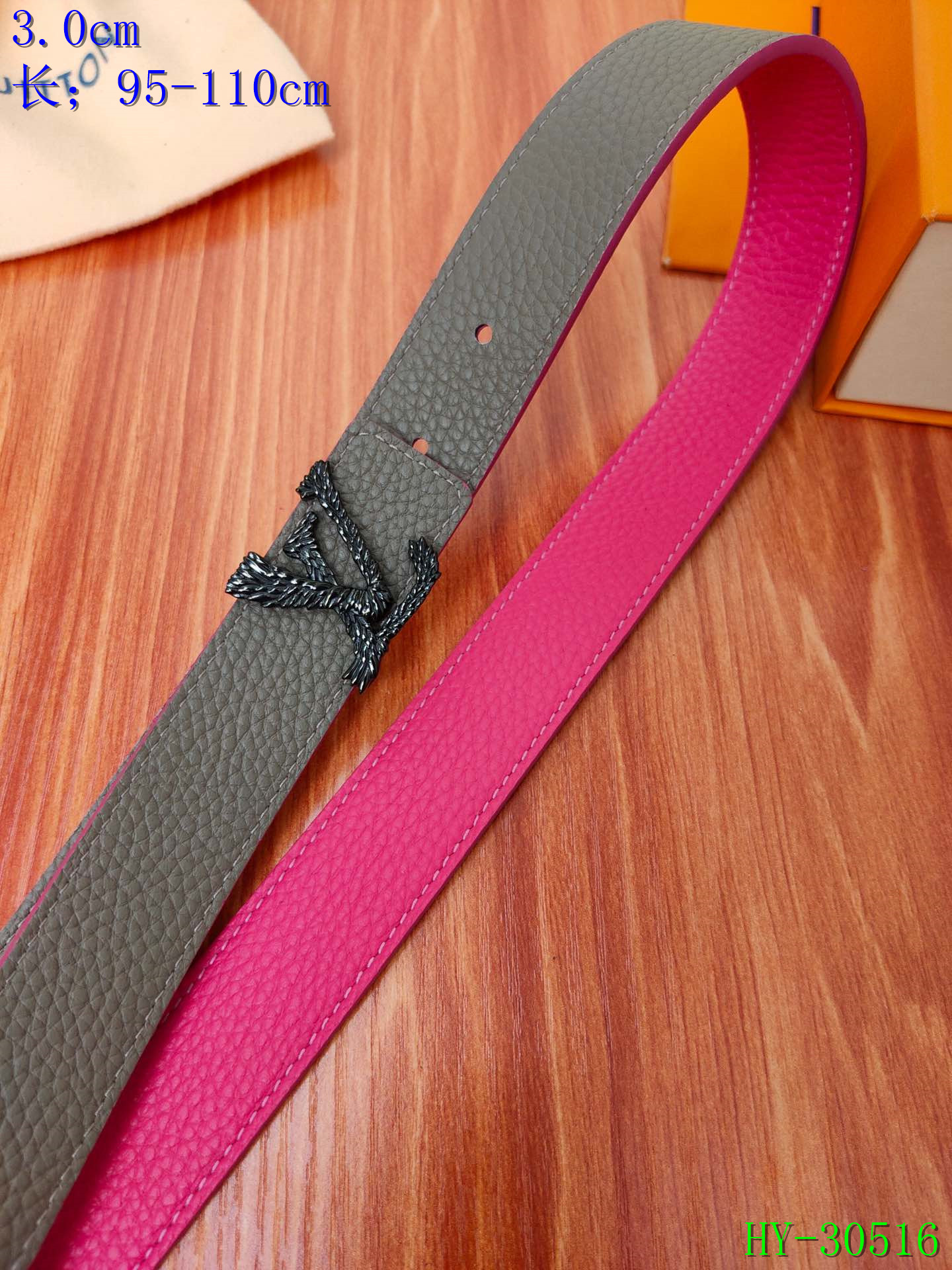 Initiales leather belt Louis Vuitton Purple size 95 cm in Leather