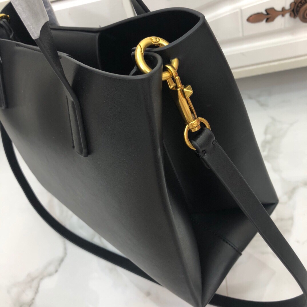 womens bags valentino