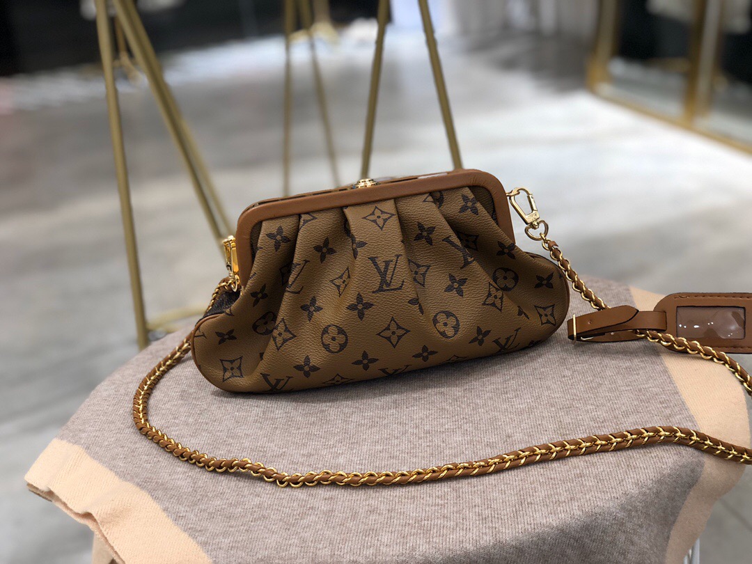Most Popular Lv Crossbody Bag 2020