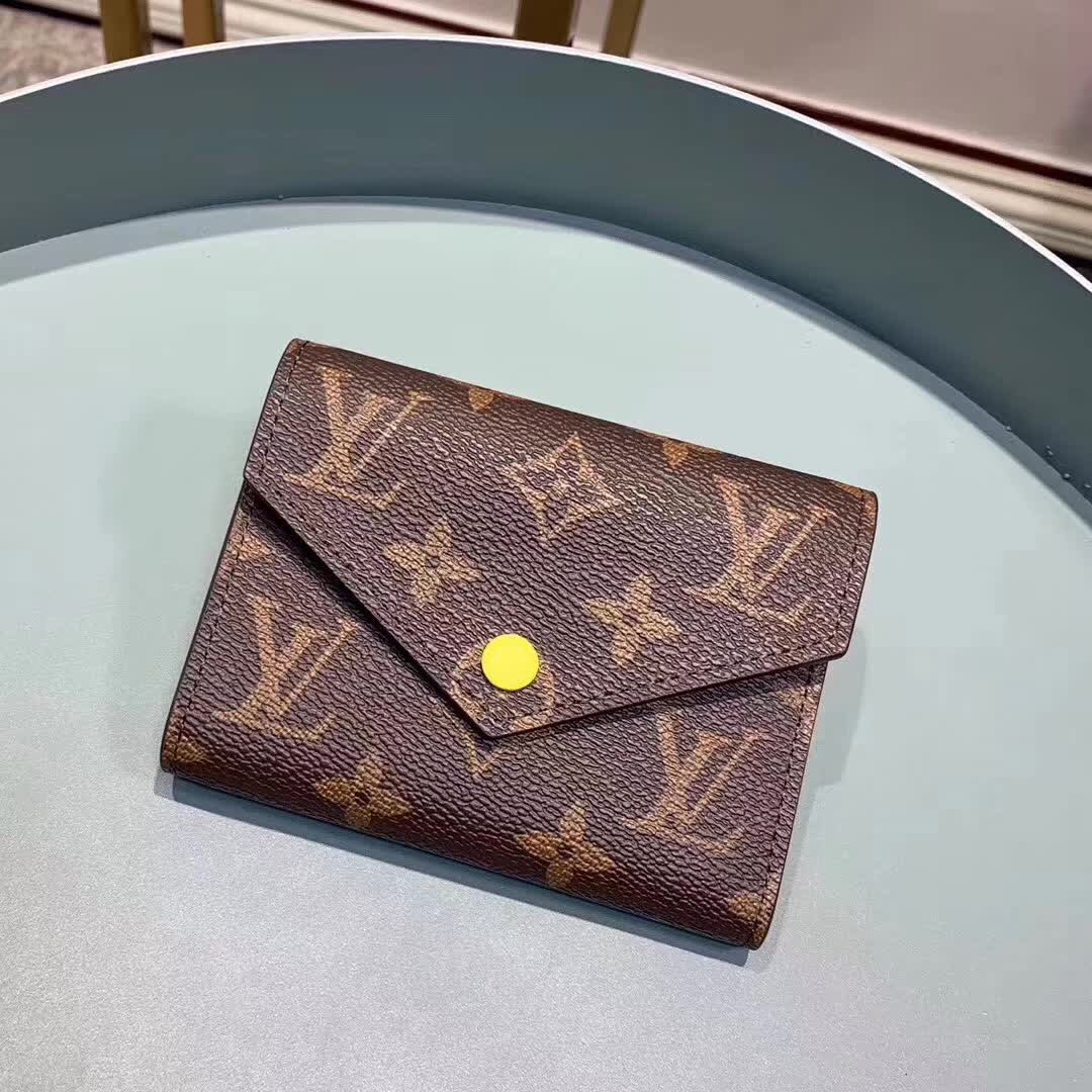 10 Must-Have LV Wallets for Women