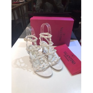 $75.00,2020 Cheap Valentino Valentino Garavani Rockstud sandals For Women # 223481