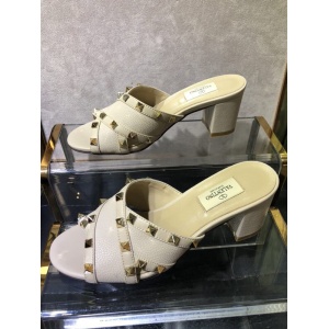 $89.00,2020 Cheap Valentino Valentino Rockstud sandals For Women # 223484