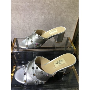 $89.00,2020 Cheap Valentino Valentino Rockstud sandals For Women # 223485