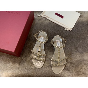 $79.00,2020 Cheap Valentino Rockstud Sandals For Women # 223501