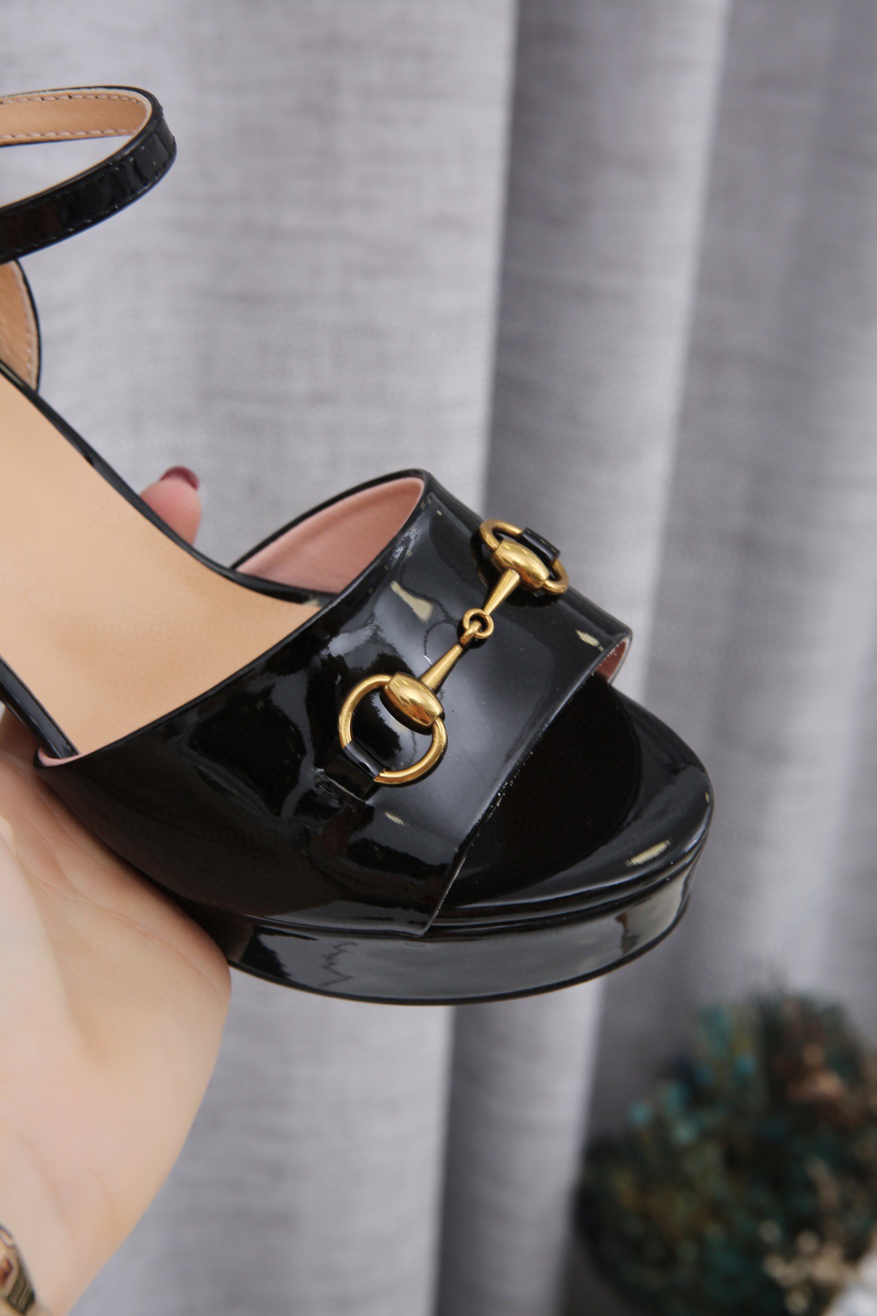 Cheap 2020 Cheap Gucci Sandals For Women 222871,69 Cheap 2020 Cheap Gucci Sandals For Women 222871,69