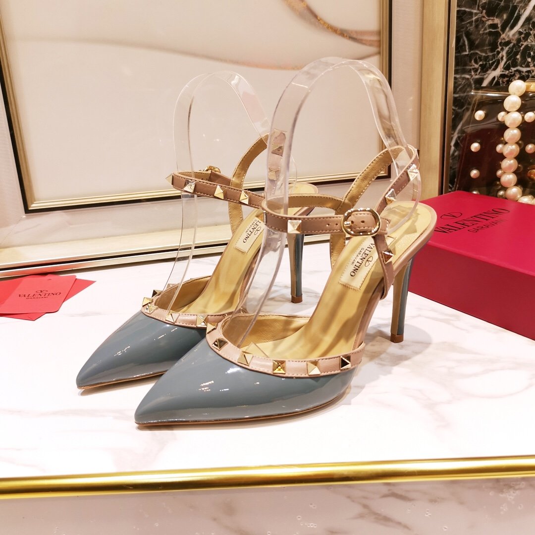 Cheap 2020 Cheap Valentino Rockstud Sandals For Women Cheap 2020 Cheap Valentino Rockstud Sandals For Women