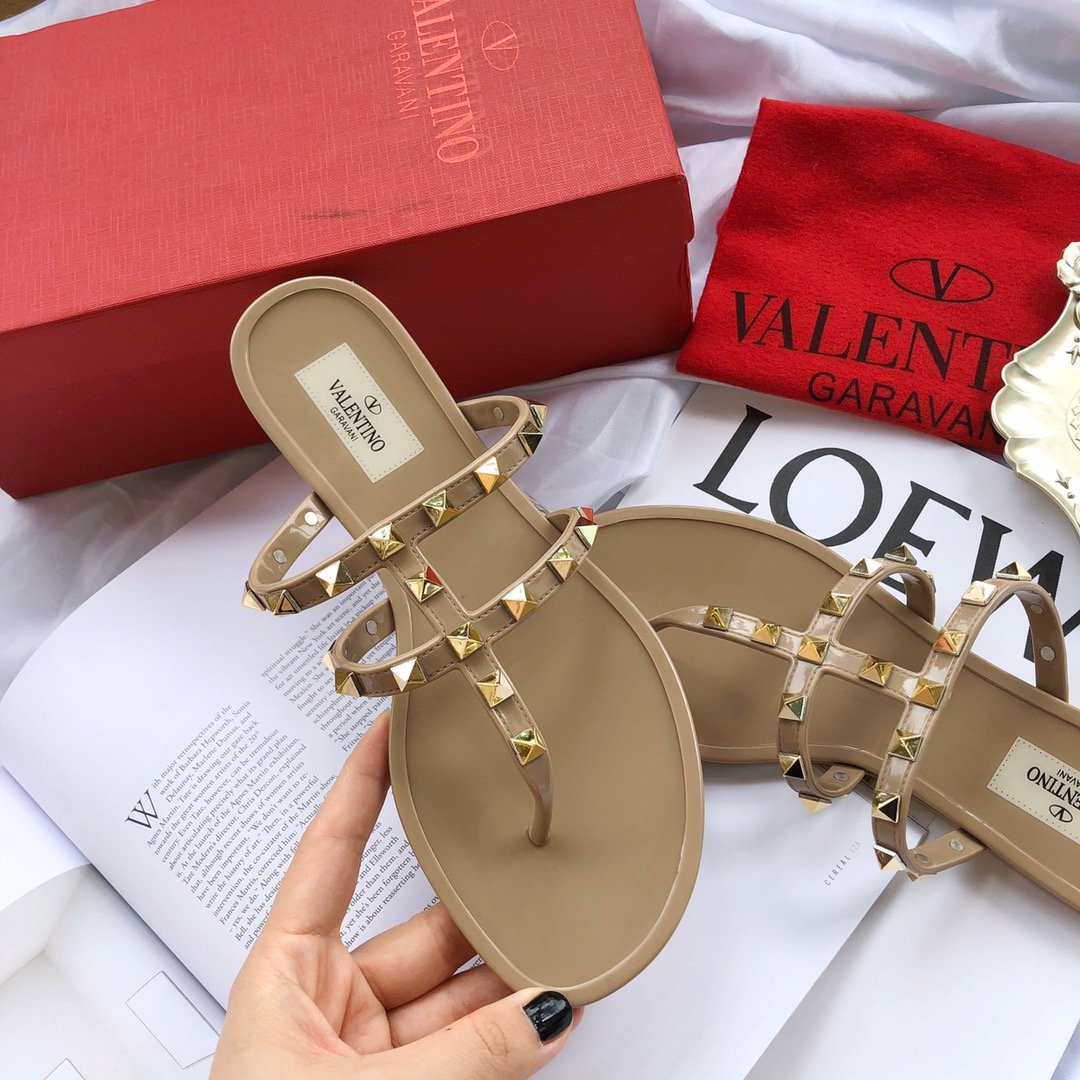 Cheap 2020 Cheap Valentino Rockstud Sandals For Women Cheap 2020 Cheap Valentino Rockstud Sandals For Women