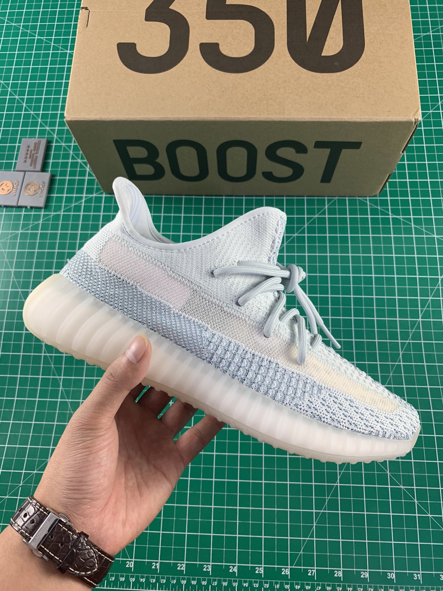 Cheap Yeezy 350 Boost V2 Shoes Aaa Quality024