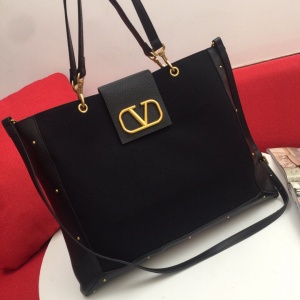 $99.00,2020 Cheap Valentino Handbags For Women # 228066