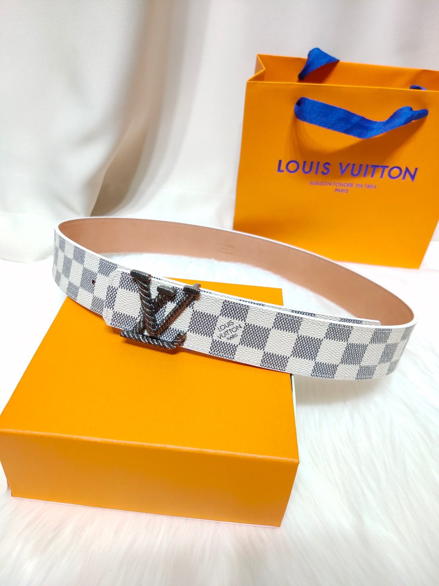 Cheap 2020 Cheap Louis Vuitton 4.0cm Width Belts 226770,54 [FB226770