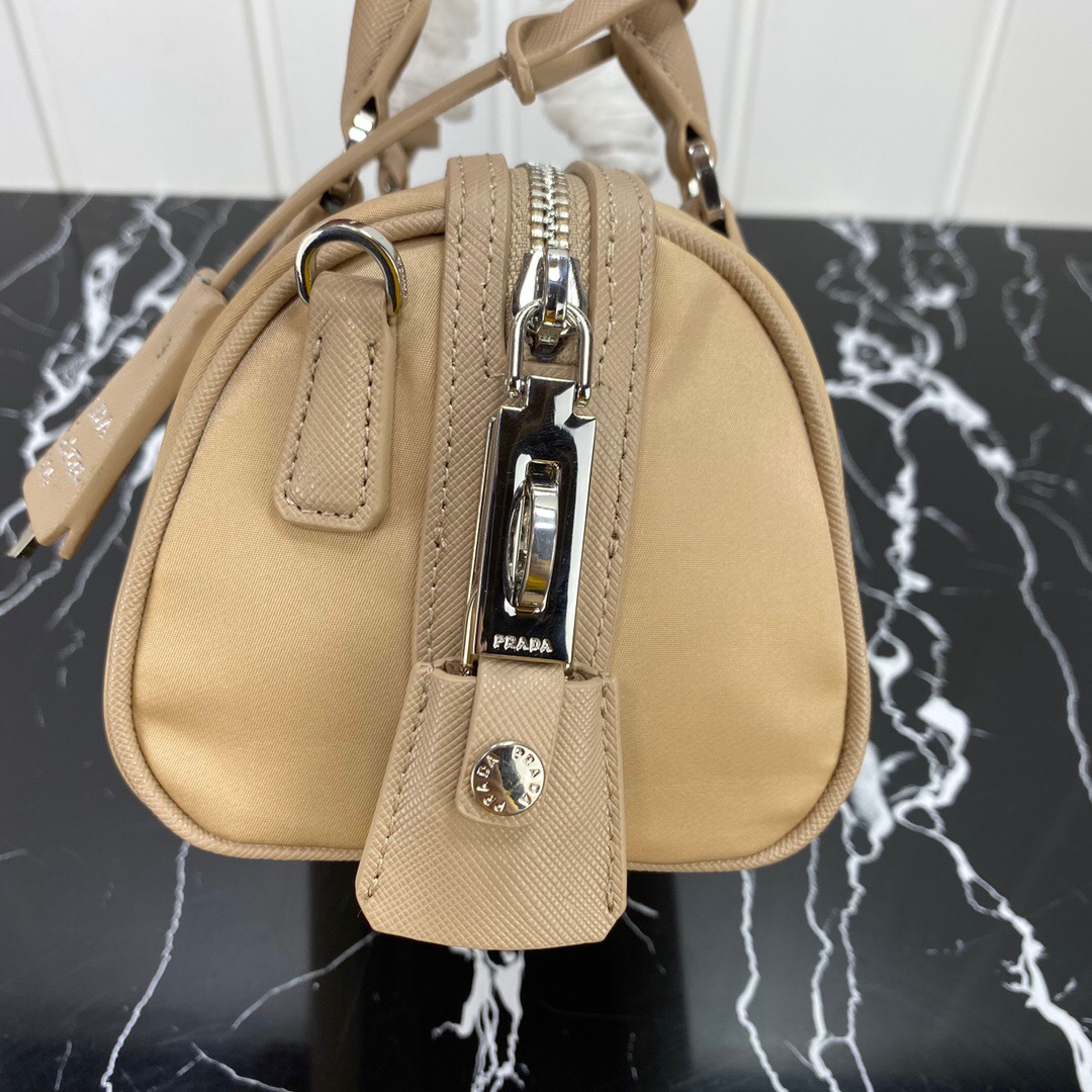 prada handbag cheap