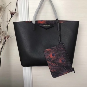 $135.00,2020 Givenchy Handbags For Women # 229157
