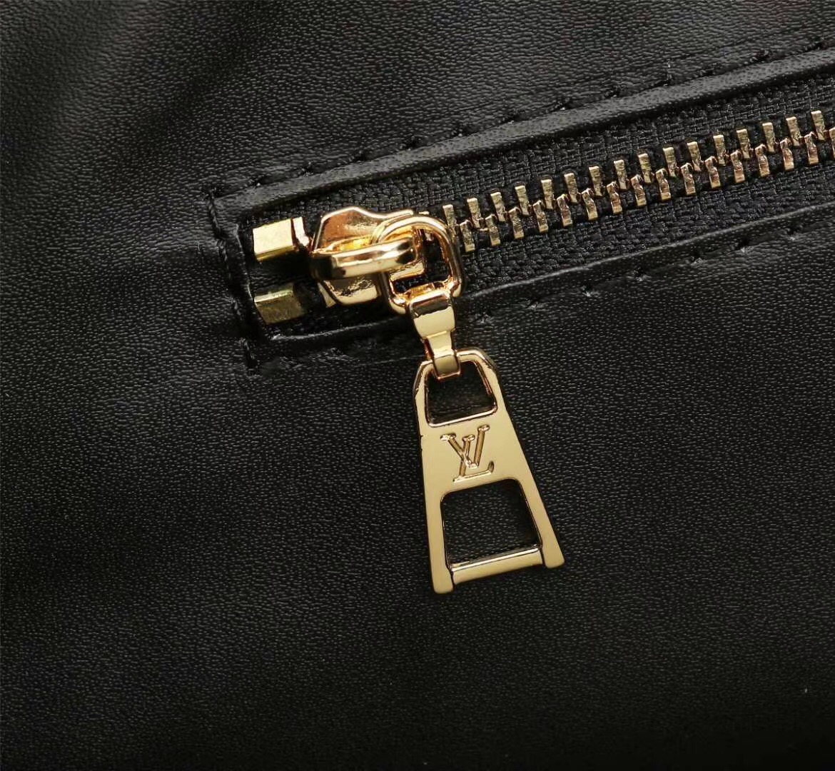 Cheap 2020 Louis Vuitton Handbags # 229096,$95 [FB229096] - Designer LV Handbags Wholesale