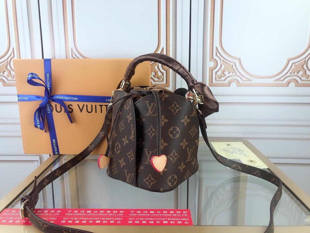 Are Louis Vuitton Bags Cheaper In Europe Paul Smith