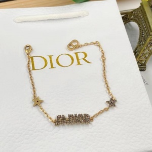 $35.00,2020 Dior Bracelets For Women # 230807
