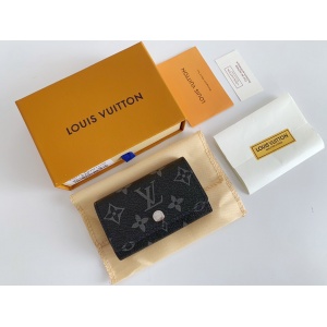 $35.00,2020 Louis Vuitton Wallets For Men # 231808