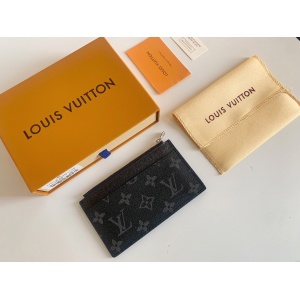 $35.00,2020 Louis Vuitton Wallets For Men # 231830