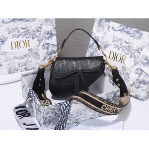 $105.00,2020 Dior Handbags For Men # 231836