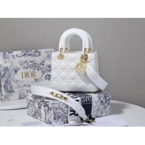 $105.00,2020 Dior Handbags For Men # 231837