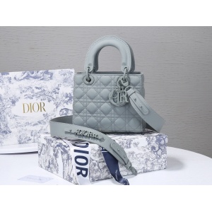 $105.00,2020 Dior Handbags For Men # 231841