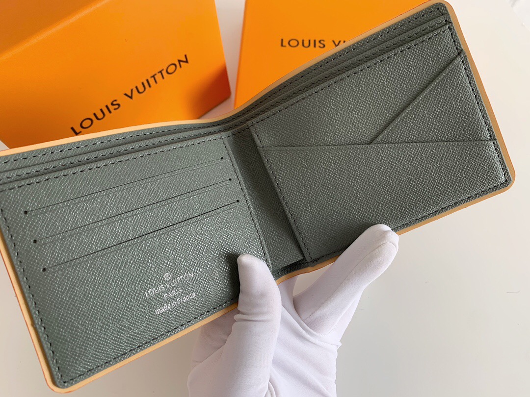 What Stores Sell Louis Vuitton Wallets Men