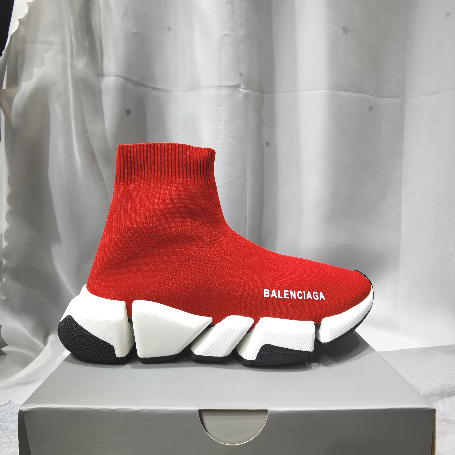 https://www.freebuyer.ru/images/202011/source_img/231906_3/2020-balenciaga-speed-sock-stretch-knit-sneakers-unisex--231906-cheap-balenciaga-shoes.jpg