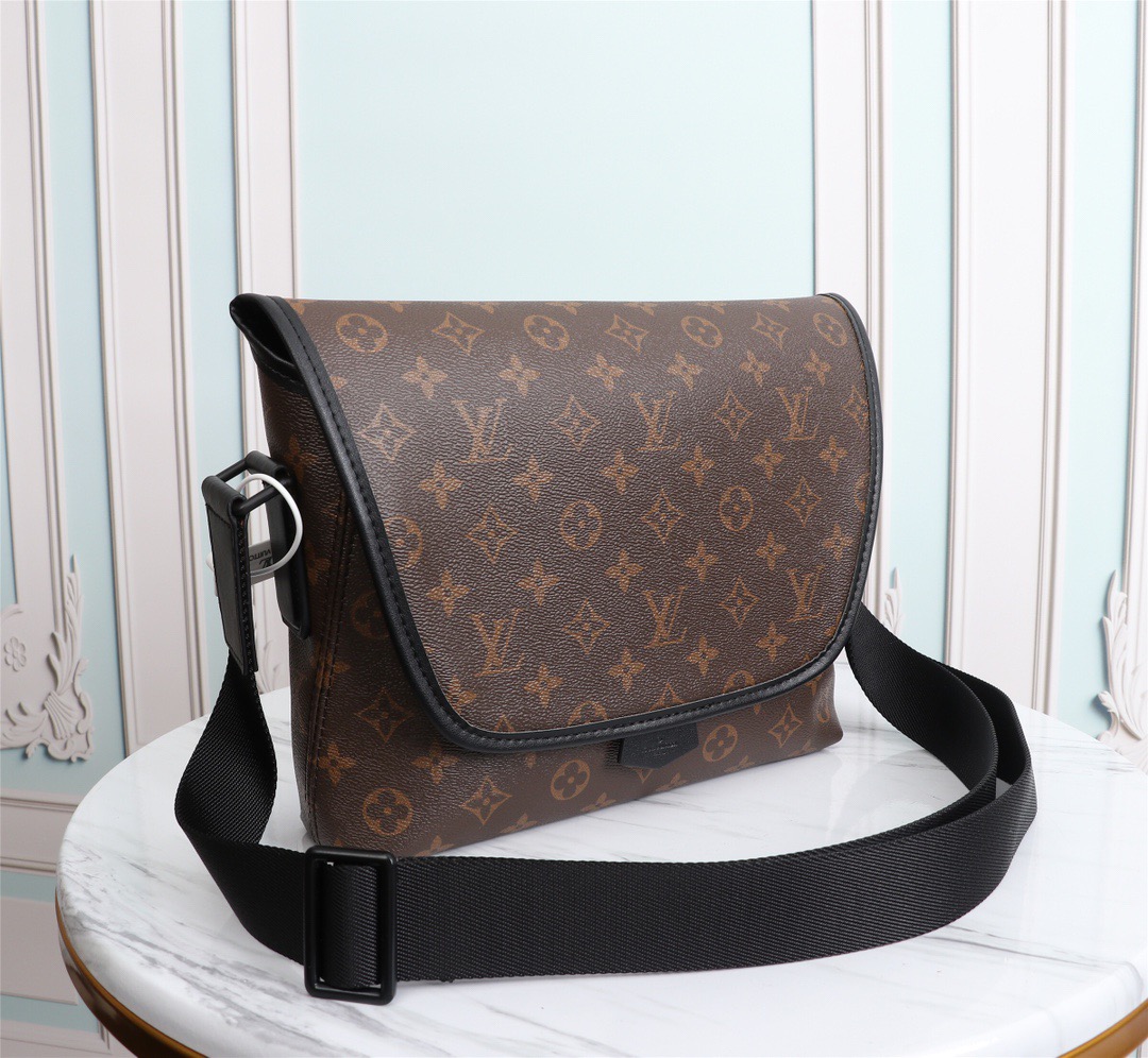 Cheap Louis Vuitton Messenger Bag For Men # 233195,$85 [FB233195