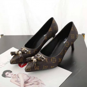 $65.00,Louis Vuitton Flat Heel Sandals For Women # 237926