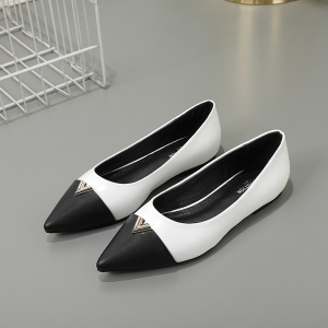 $65.00,Louis Vuitton Flat Heel Sandals For Women # 237933