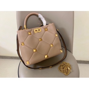 $129.00,2021 Valentino Handbags For Women # 239043