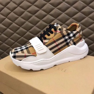 $82.00,2021 Burberry Causual Sneakers For Men in 240906