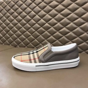 $82.00,2021 Burberry Causual Sneakers For Men in 240935