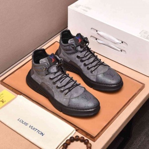 $82.00,2021 Louis Vuitton Causual Sneakers For Men in 240963