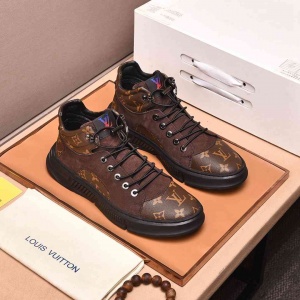 $82.00,2021 Louis Vuitton Causual Sneakers For Men in 240965
