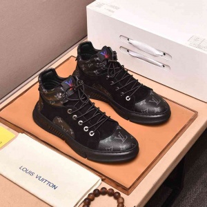 $82.00,2021 Louis Vuitton Causual Sneakers For Men in 240966