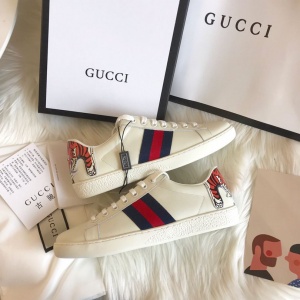 $82.00,2021 Gucci Causual Sneakers For Wome in 241133