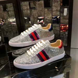 $82.00,2021 Gucci Causual Sneakers For Wome in 241157