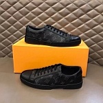 2021 Louis Vuitton Causual Sneakers For Men in 241045, cheap For Men