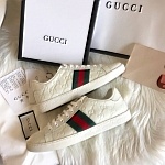 2021 Gucci Causual Sneakers For Wome in 241135