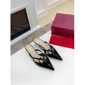 $79.00,2021 Valentino Sandals For Women # 241958