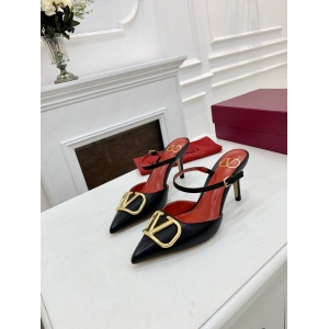 $79.00,2021 Valentino Sandals For Women # 241960